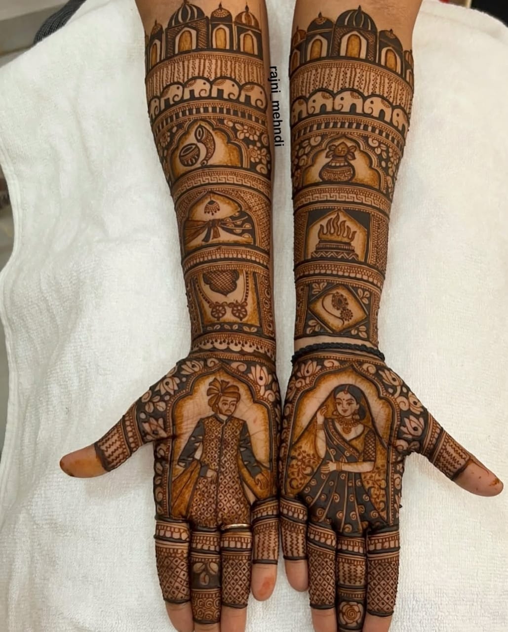 Rajasthani Mehandi - Full Hand